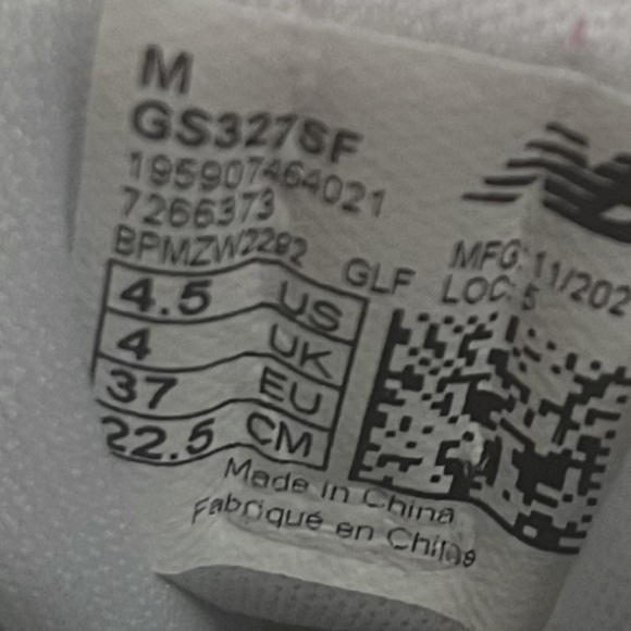 New Balance Pink and Blue Zebra Striped 4.5 - Picture 5 of 5